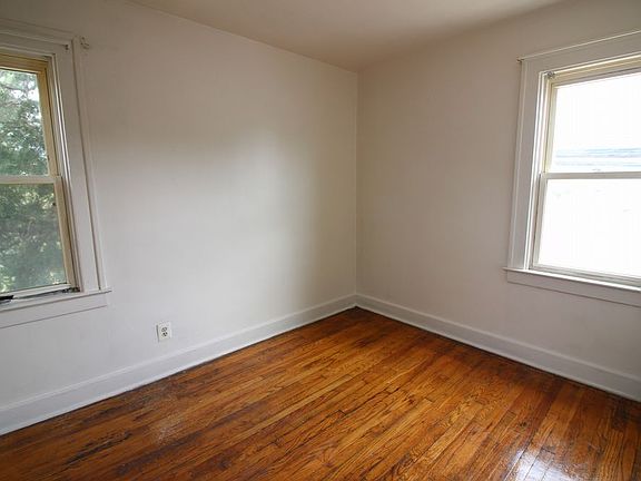 5th image of 1373 Euclid St