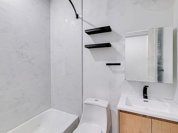 4th image of 1231 Belmont Ave #3-9