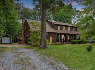 107 Brokenbridge Rd, Yorktown, VA 23692