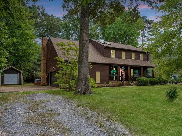 107 Brokenbridge Rd, Yorktown, VA 23692