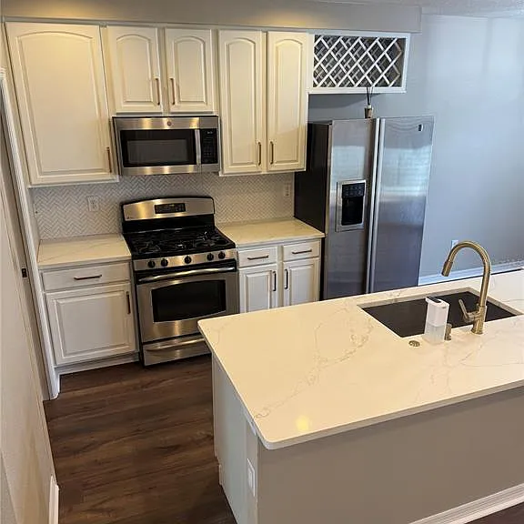 11543 Fountainhead Dr — Photo 8