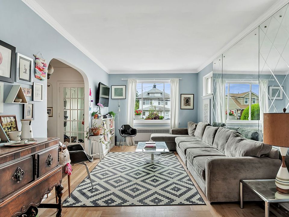 1st image of 4109 Avenue