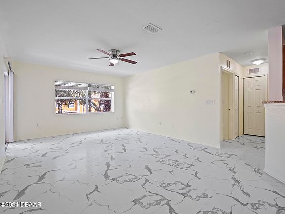 4th image of 4600 E Moody Blvd Bldg 4K