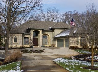 White Oak Dr, Delaware, OH