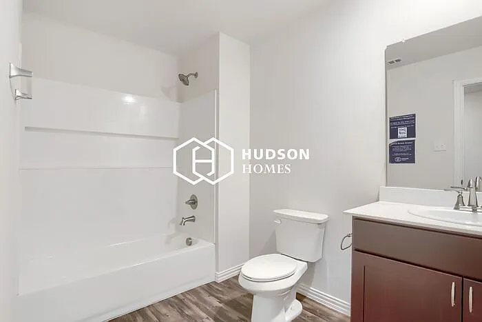 112 Goel St — Photo 11