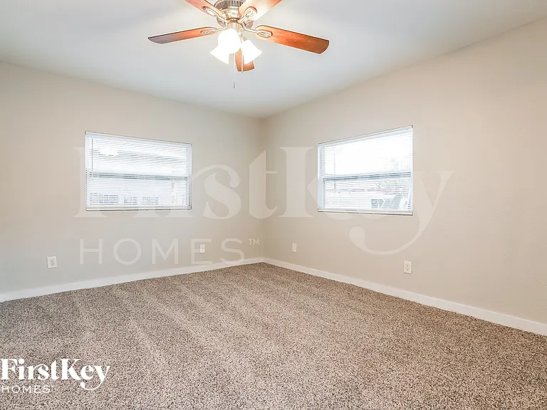 920 E Dr Martin Luther King Jr Blvd — Photo 4