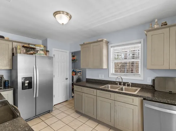 1063 Rowe Pond Rd., Conway, SC 29526