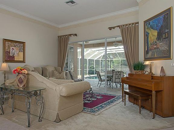 2nd image of 4428 Lavender Dr