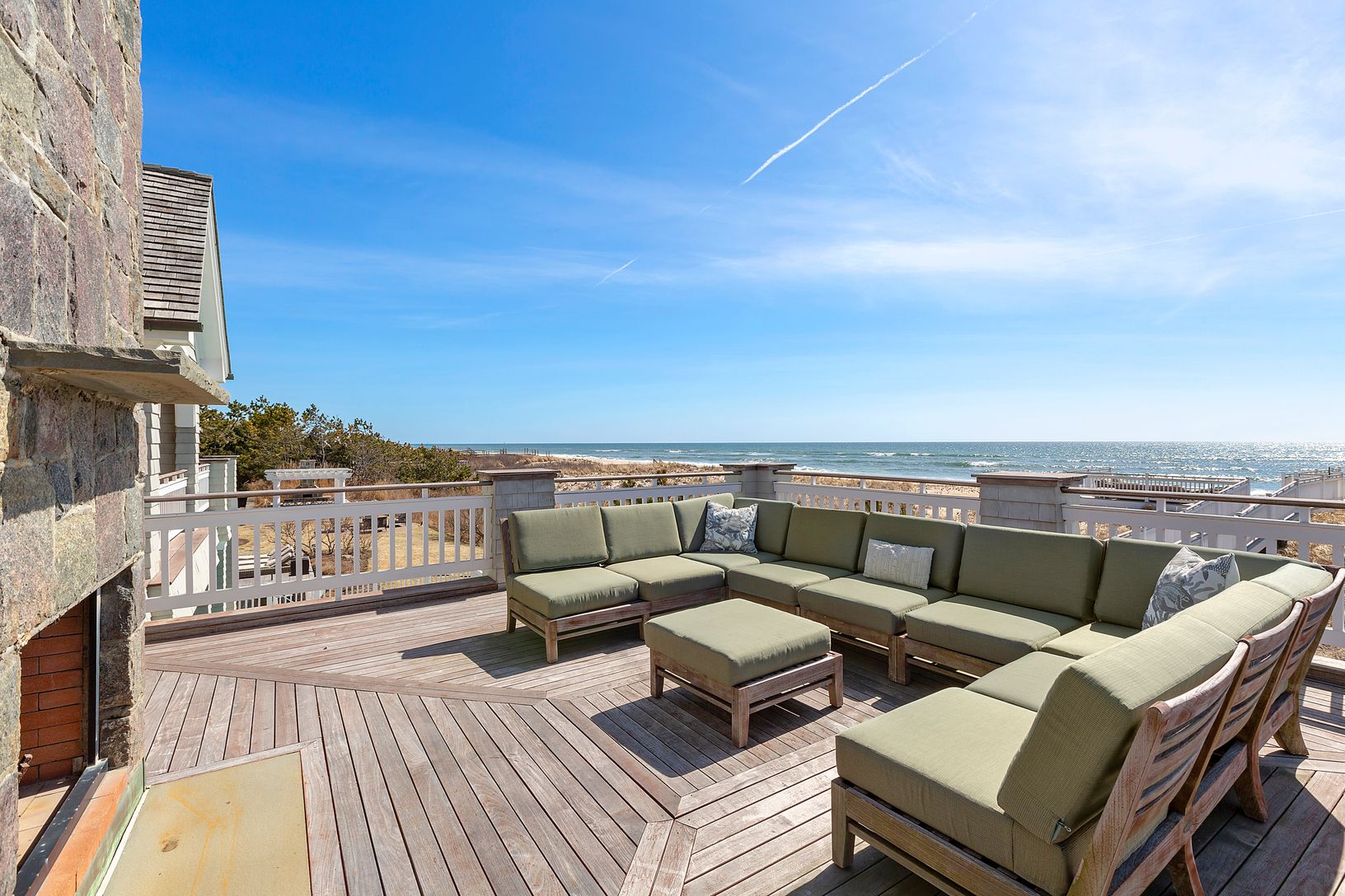  Second Story Deck with Wood Burning Fireplace, Overlooking Ocean