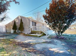 207 Sandpiper Dr, Egg Harbor Township, NJ 08234