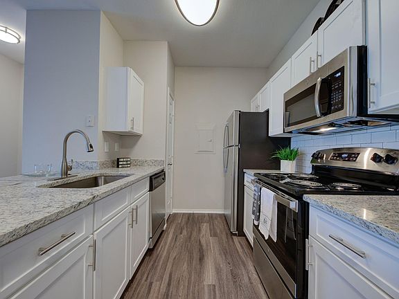 3rd image of 8302 W Hausman Rd #323