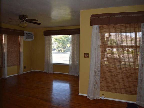 4th image of 8704 45th St