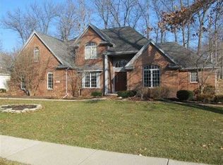 400 Pine Valley Rd, Holland, OH 43528