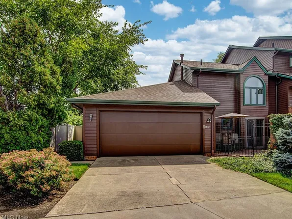 348 Thistle Trl #348, Mayfield Heights, OH 44124