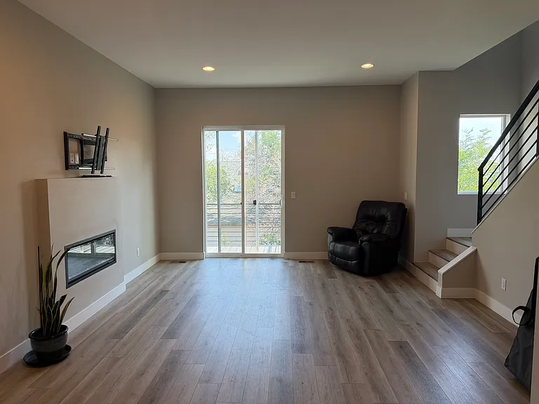 6025 Ames St — Photo 5