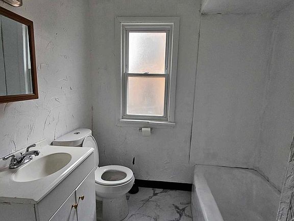 2nd image of 3010 E 125th St