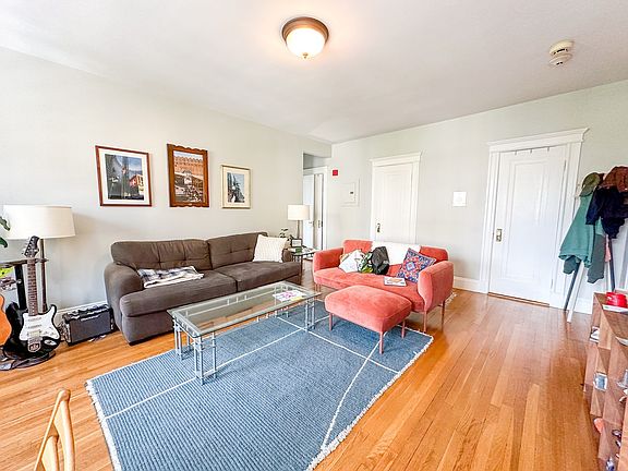 5th image of 856 Massachusetts Ave APT 8
