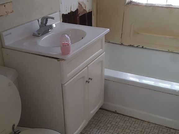 4th image of 14517 S Union Ave