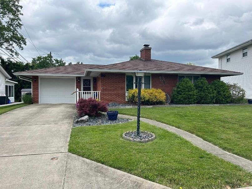1st image of 50 Circle Ln