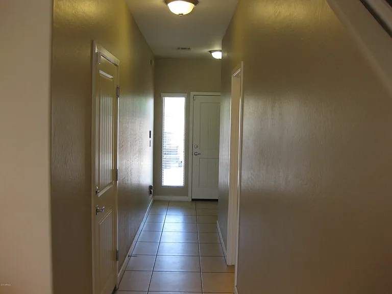 1115 E Cedar St — Photo 18