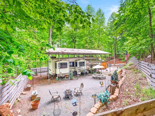 35 23rd St, Ellijay, GA 30540