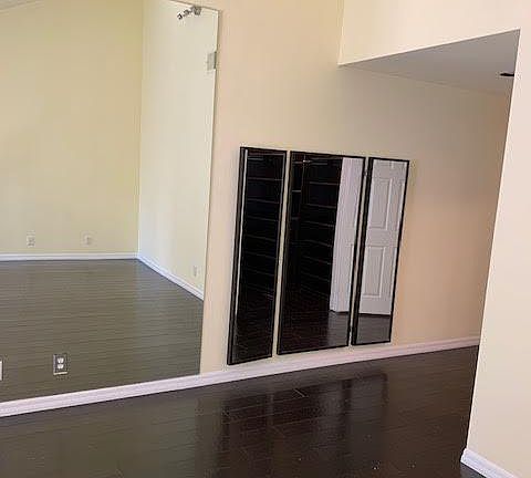 4th image of 5200 White Oak Ave Unit 62