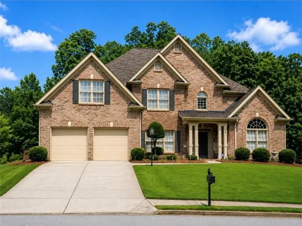 425 River Valley Dr, Dacula, GA 30019