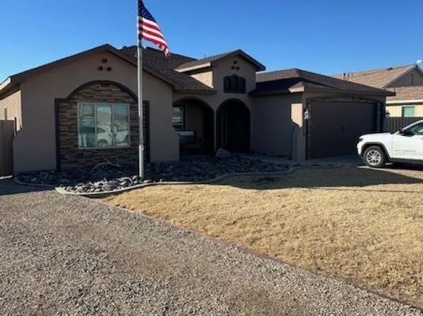 4001 Cowboy Country Rd, Carlsbad, NM 88220