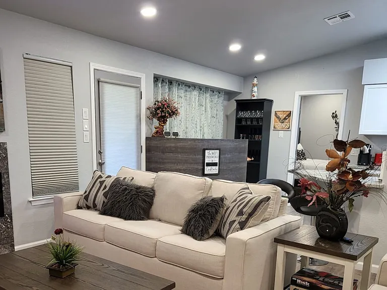 1405 Texas Oak Way — Photo 34