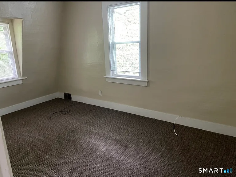 26 Cedric Ave — Photo 5