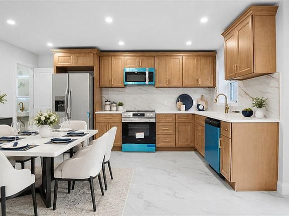 2nd image of 263 Quincy Ave #1