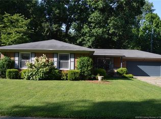 109 Nashua Dr, Clarksville, IN 47129