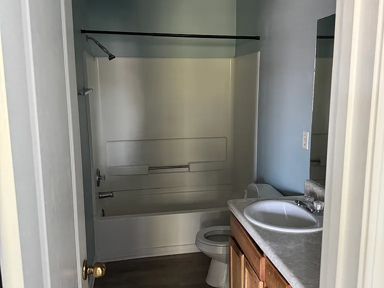 7712 Autry Cir — Photo 8