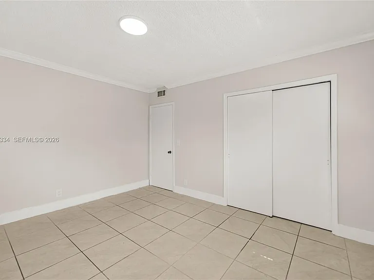 5420 Hollywood Blvd #203 — Photo 12