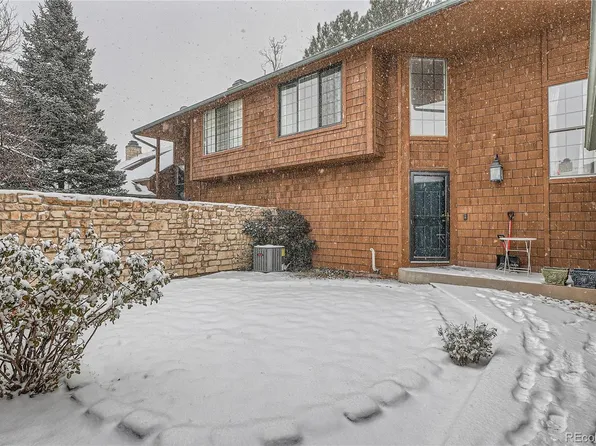 12136 E 2nd Drive, Aurora, CO 80011