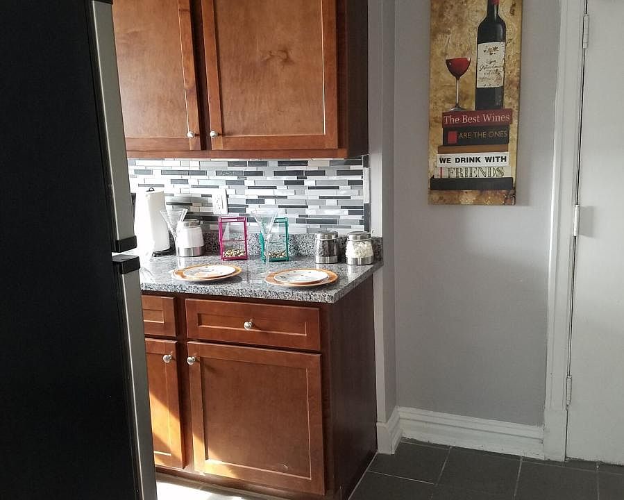 1st image of 4515 Maryland Ave #201