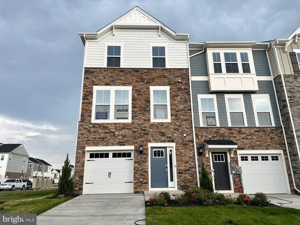 10538 Cobbler Pl, White Plains, MD 20695
