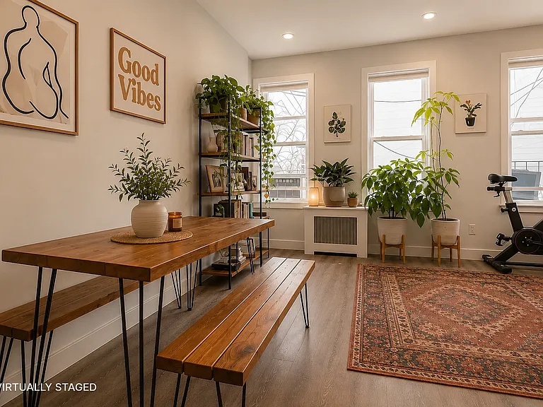 208A Calyer St #2A — Photo 4