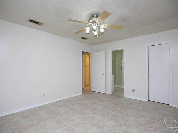 3rd image of 6972 Weatherwood Dr