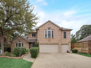 522 Austin Creek Dr, Grapevine, TX 76051