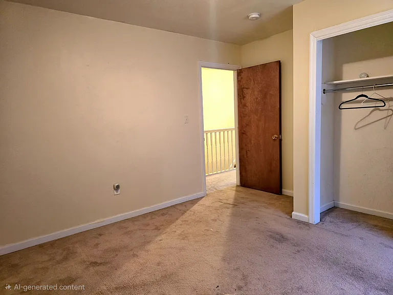 168 N 16th St #168 — Photo 10