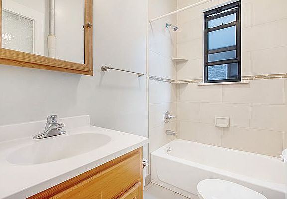 4th image of 31-37 34th St #2C