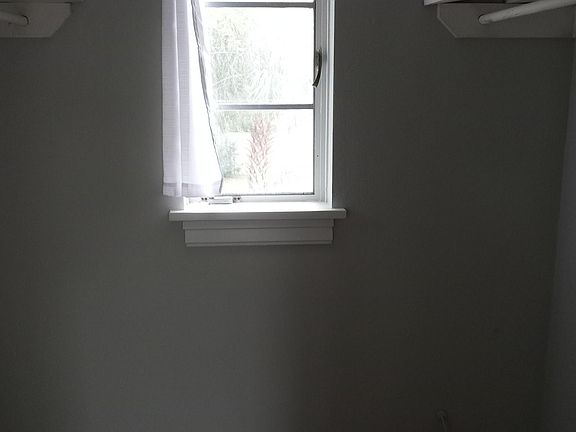 5th image of 4629 24th Ave S