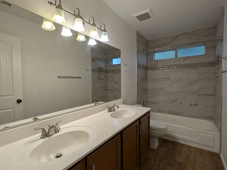 2363 W Hemlock Ct — Photo 26