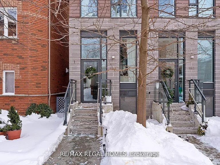 1238 Dundas St E #Townhouse 110 — Photo 39