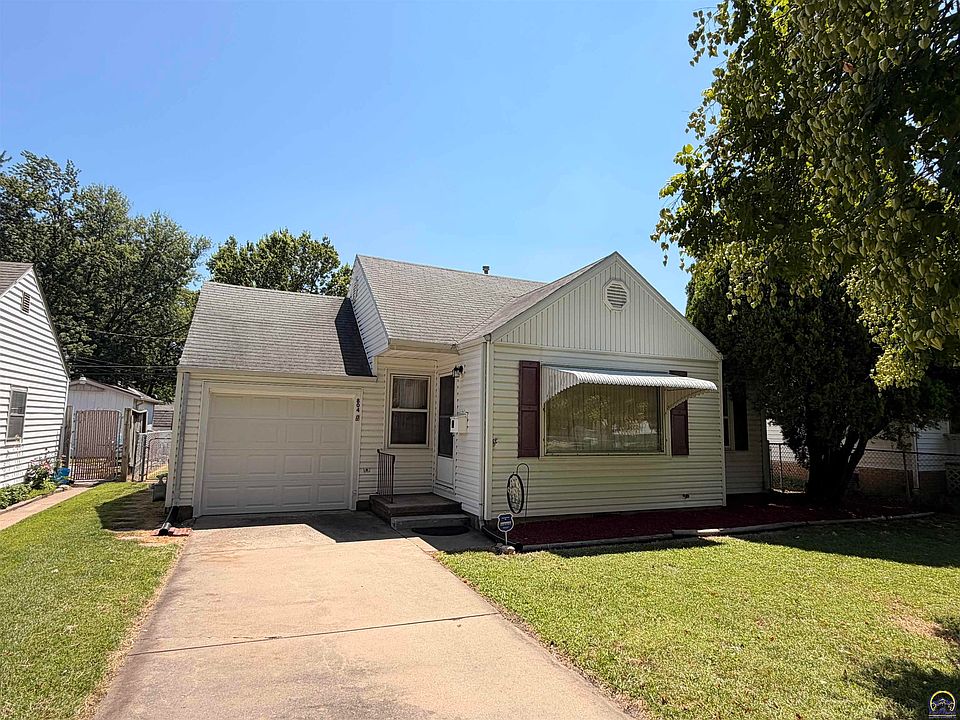 1st image of 804 NE Arter Ave