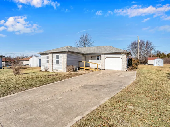 651 Travis Street, Marshfield, MO 65706
