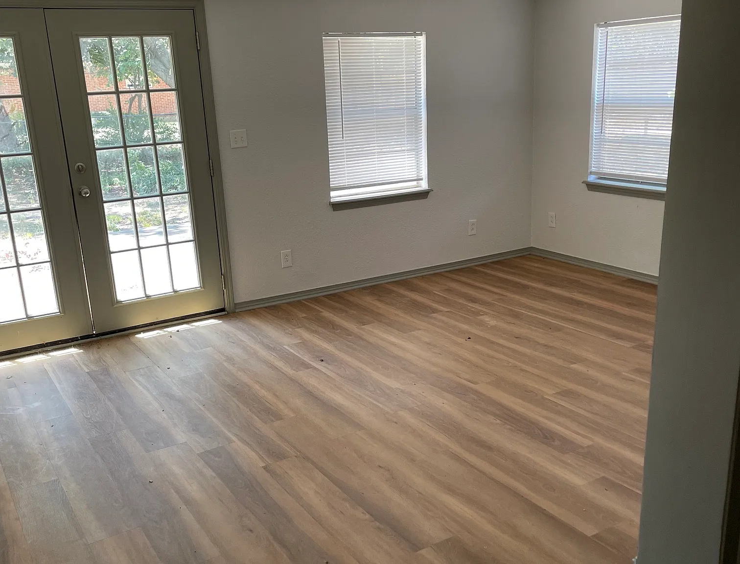 3 bed, 1600 sqft, $1,500 — Photo 3