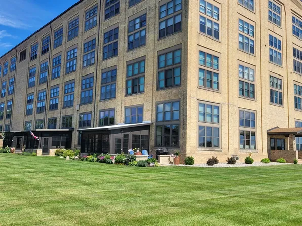1545 Arboretum Dr APT 128, Oshkosh, WI 54901