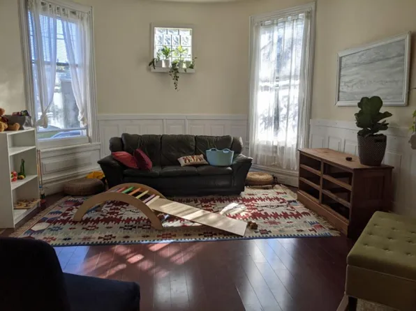 5549 Hays St APT 1, Pittsburgh, PA 15206